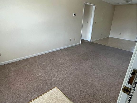 5th image of 133 Alycia Dr #13