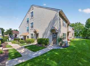 2706 Heatherstone Ct, Mount Laurel, NJ 08054