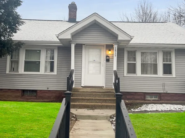 1815 Green St, Rockford, IL 61102