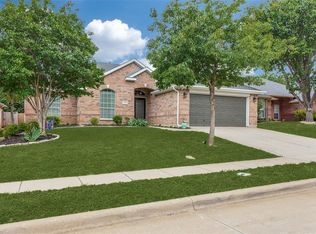 5808 Sugar Maple Dr, Fort Worth, TX 76244