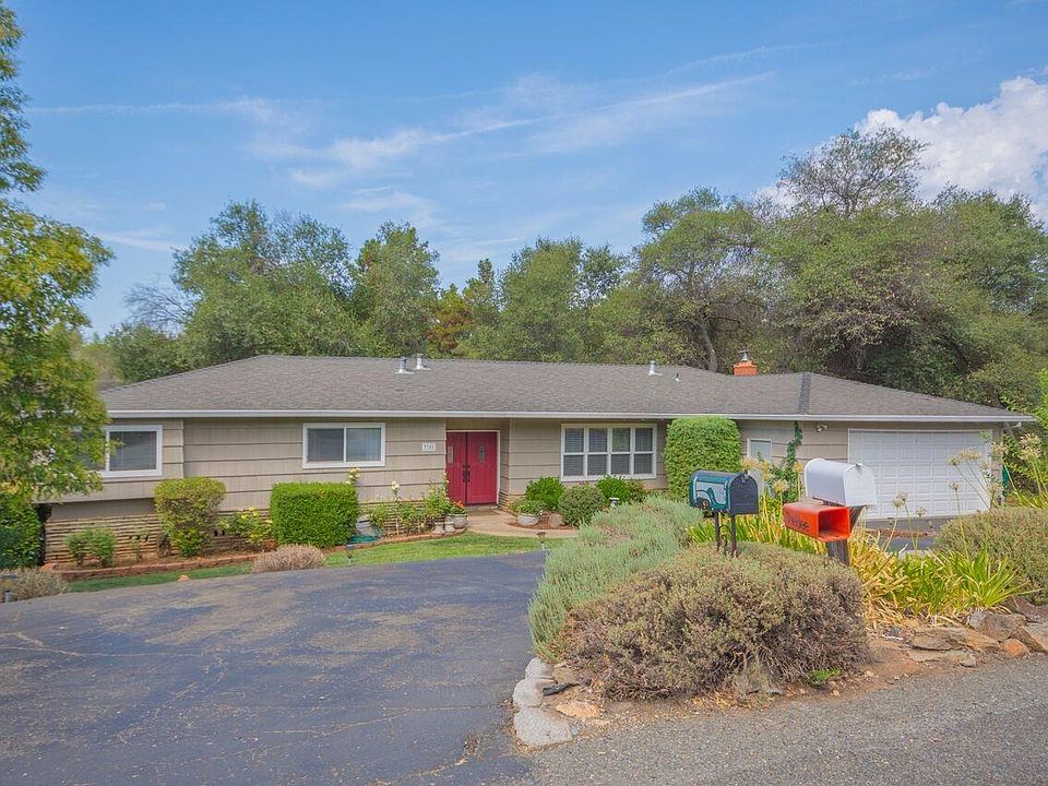 2nd image of 3701 Montclair Rd