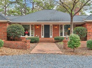 40 Harlow Rd, Pinehurst, NC 28374