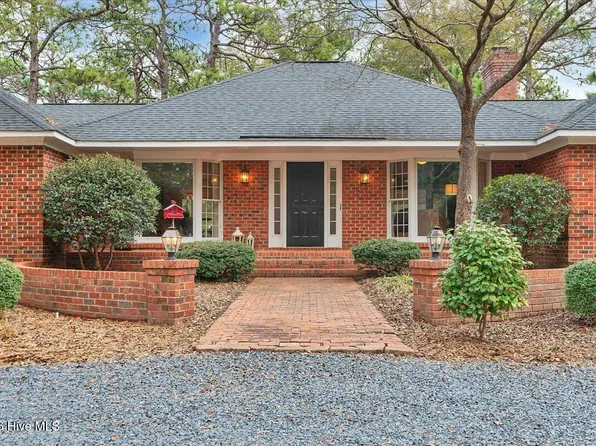 40 Harlow Road, Pinehurst, NC 28374