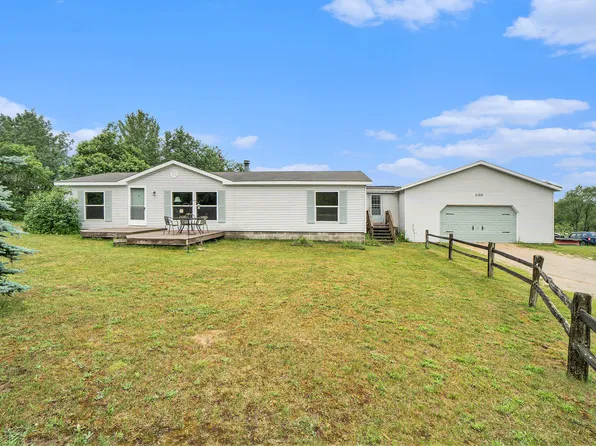 5102 Lindsey Ln, Gaylord, MI 49735