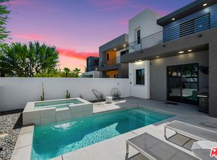 504 Paragon Loop, Palm Springs, CA 92262