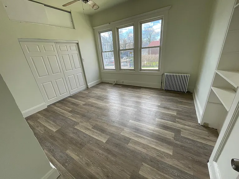 94 S Clinton St #1 — Photo 6