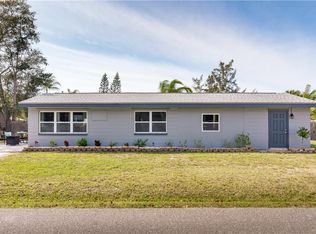 302 W Langsner St, Englewood, FL 34223