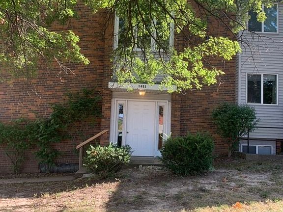 3rd image of 1402 Bass Ave APT B-2