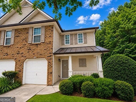 2nd image of 184 Darbys Crossing Ct