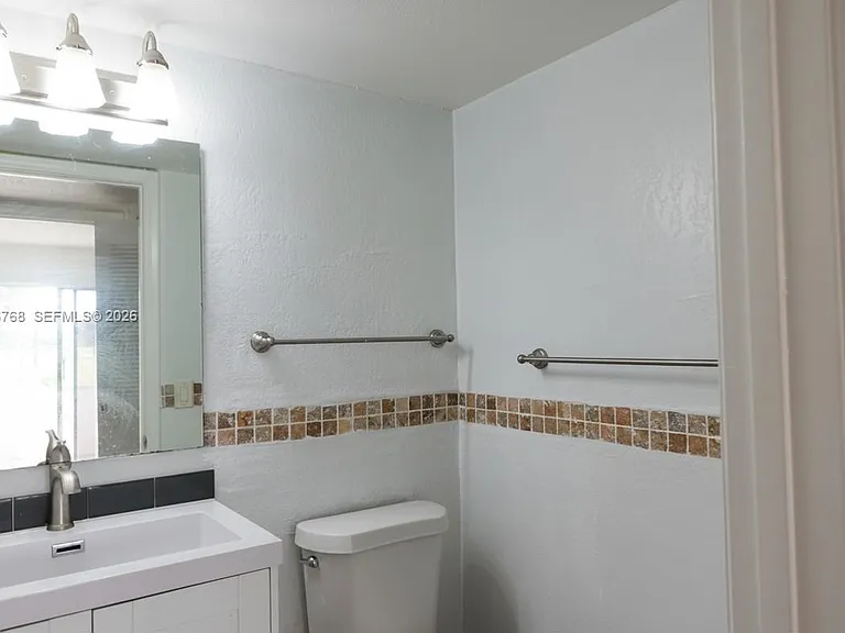 850 SW 133rd Ter #105B — Photo 29