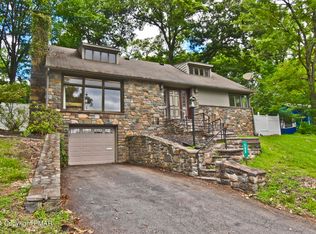 132 Berwick Heights Rd, East Stroudsburg, PA 18301