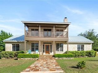 150 Gil Kuykendall, Kyle, TX 78640