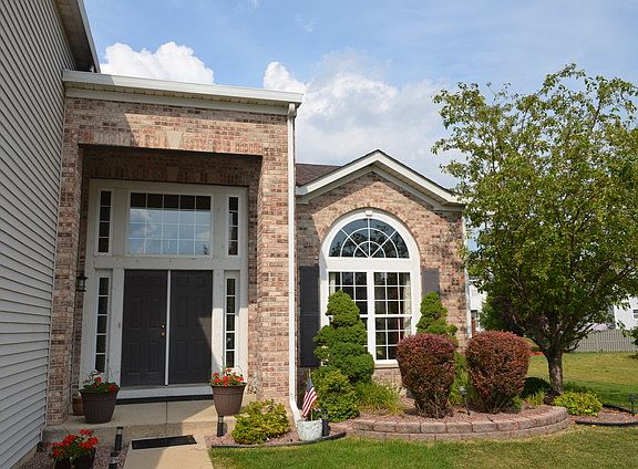 4th image of 16423 Coventry Ln