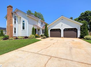 419 Hedgerow Dr, Greenville, SC 29607