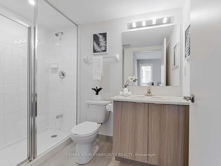 50 Orchid Place Dr #E18 — Photo 15