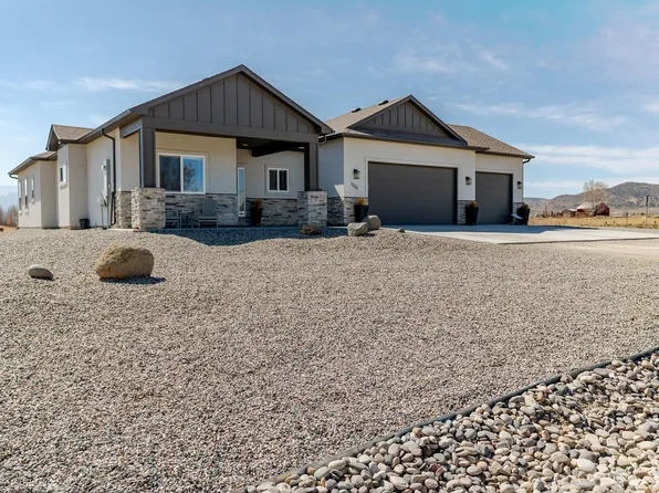 1301 M Rd, Loma, CO 81524