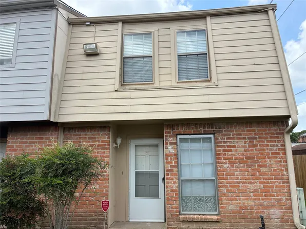 9200 W Bellfort St APT 20, Houston, TX 77031