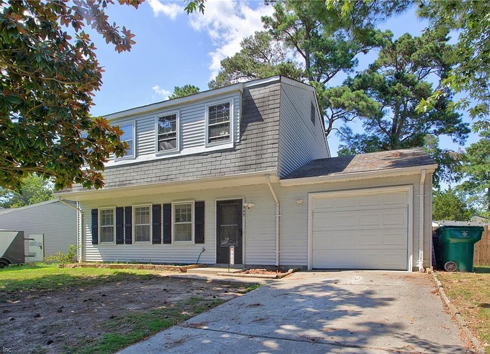 1st image of 945 Red Oak Cir