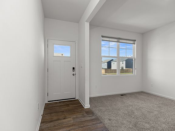 4th image of 2461 Tahoe Ln