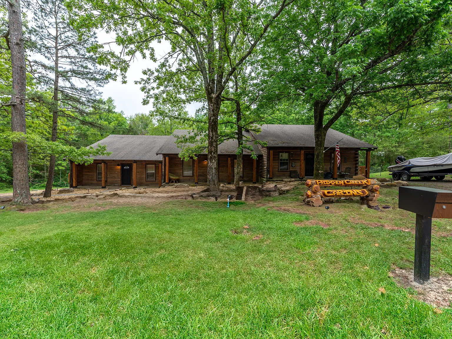3 bed, 1.5 bath, 1200 sqft, $1,400 — Photo 1