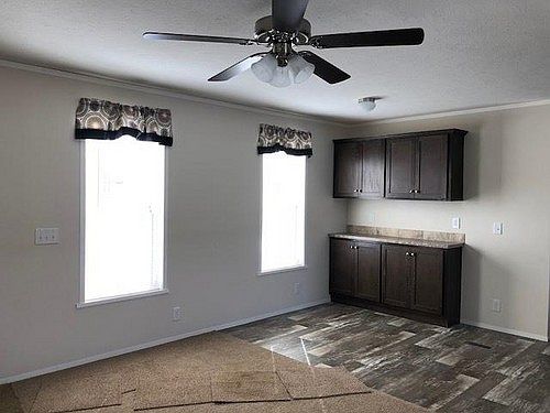 2nd image of 417 Van Buren Cir