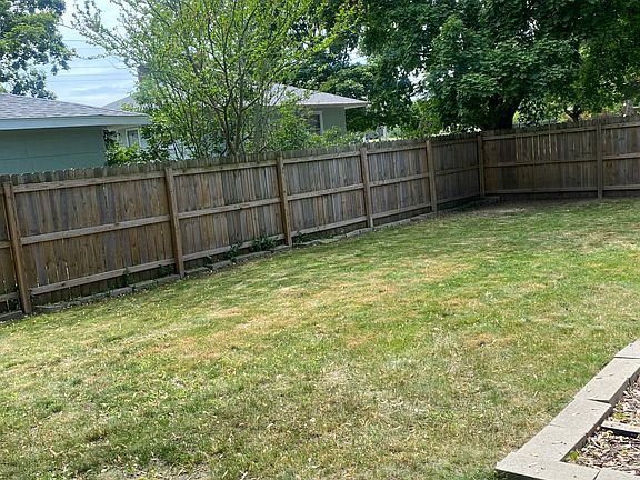 5th image of 2085 Fairplain Ave