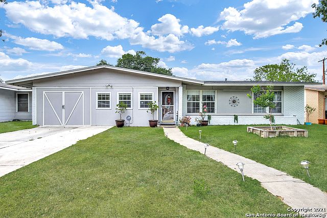 1st image of 643 Karen Ln