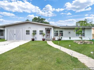 643 Karen Ln, San Antonio, TX 78218