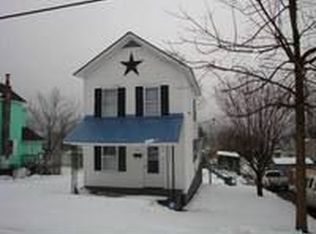 319 Nicholas Ave, Rainelle, WV 25962