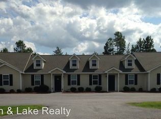121 Brookside Ln, South Hill, VA 23970