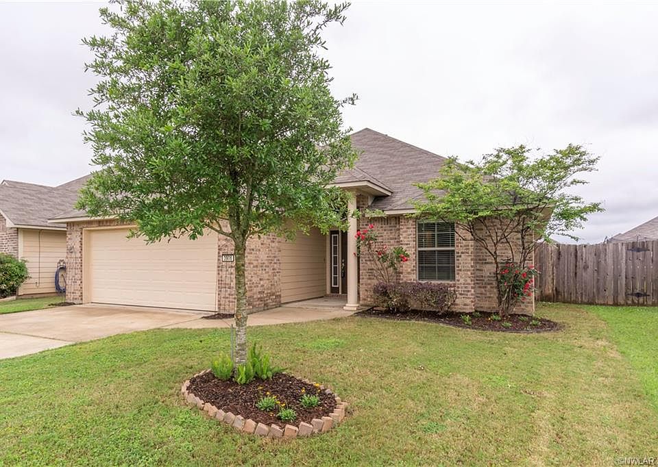 1st image of 3906 White Lake Dr