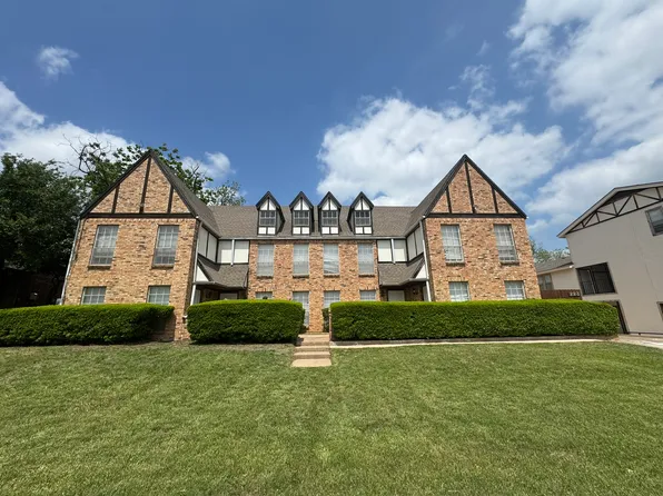 223 E University Dr APT 111, Denton, TX 76209