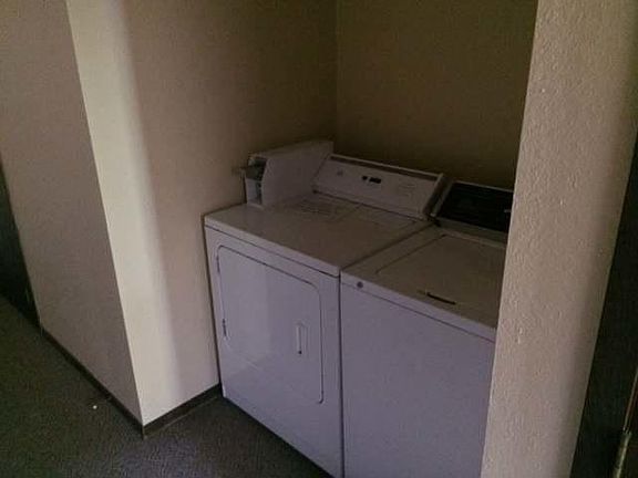 3rd image of 420 S 14th St