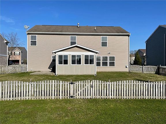 3rd image of 1288 Ivory Ct