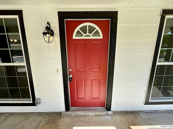 4th image of 6627 Spring Forest St
