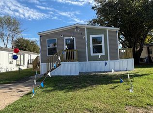 68 Park Ln, Hutchins, TX 75141