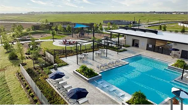 22130 Rangemore Dr — Photo 1