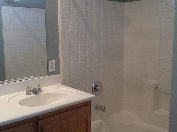 4th image of 10364 Missouri Meadows St