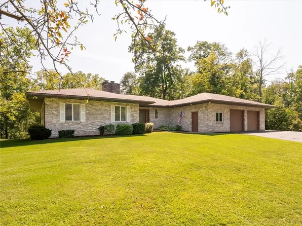 300 Kirk Rd, Rochester, NY 14612