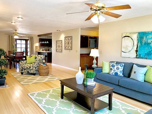 4th image of 7918 Meadowridge Ct