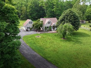 676 Winterton Rd, Bloomingburg, NY 12721