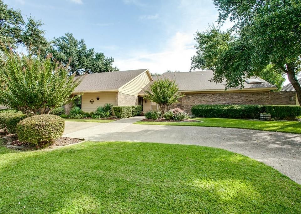 1st image of 5714 Club Oaks Dr