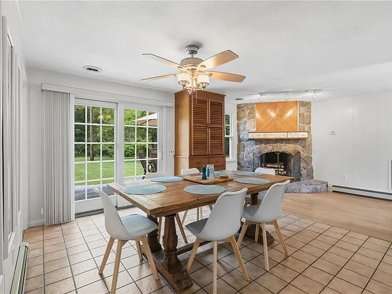 6 Lakewood Dr — Photo 11