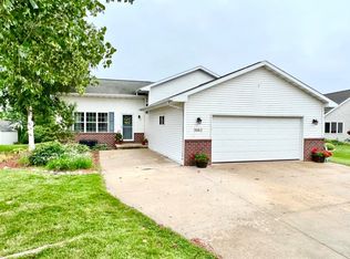 3662 Collegiate Way, New Franken, WI 54229