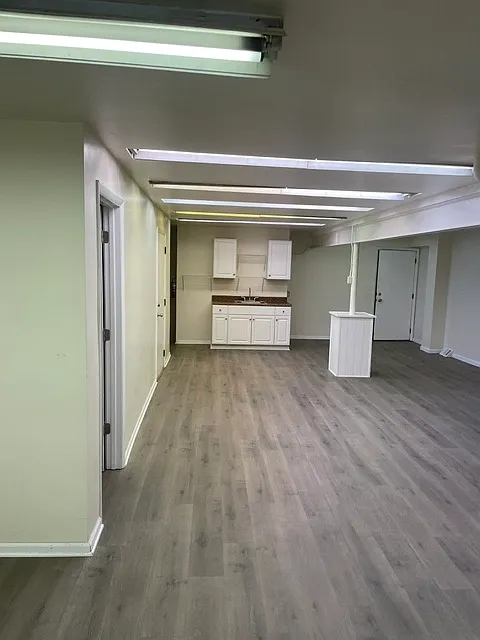 Studio, 1.5 bath, 800 sqft, $1,000 — Photo 2