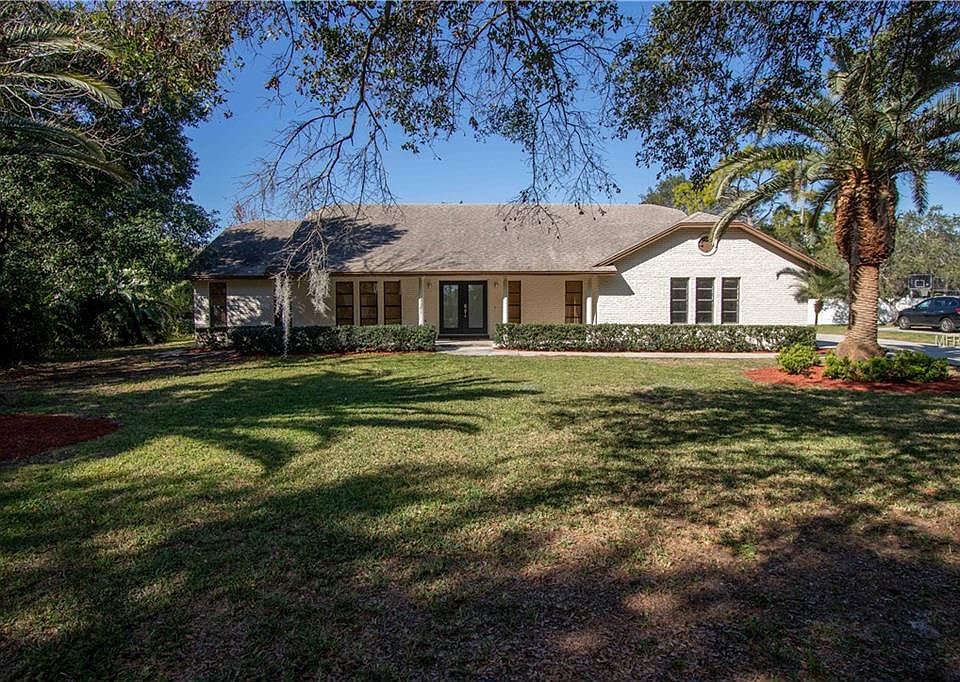 1st image of 4606 Woodlands Village Dr