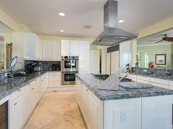 5th image of 100 Beachview Dr Unit 3