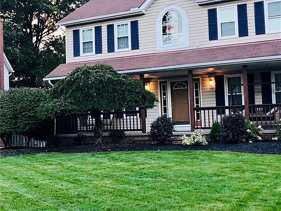 3rd image of 6252 Inland Shores Dr