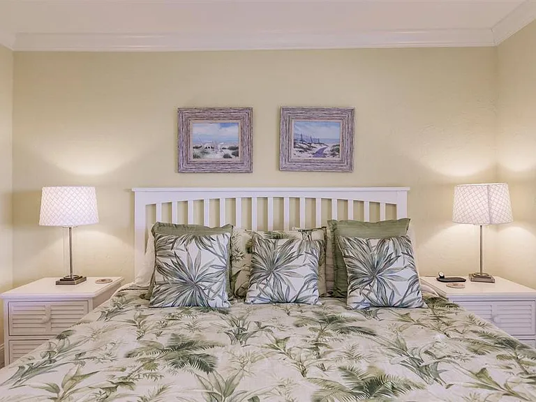 1125 W Peppertree Dr #605 — Photo 18