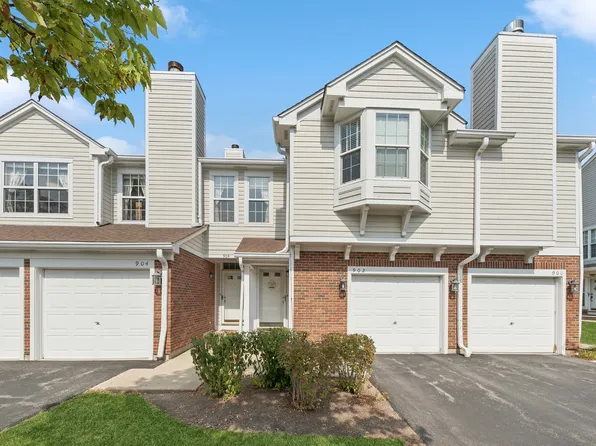 902 Ann Arbor Ln, Vernon Hills, IL 60061